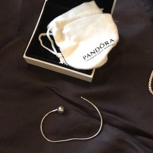 💯Authentic never used Pandora Essence bracelet
